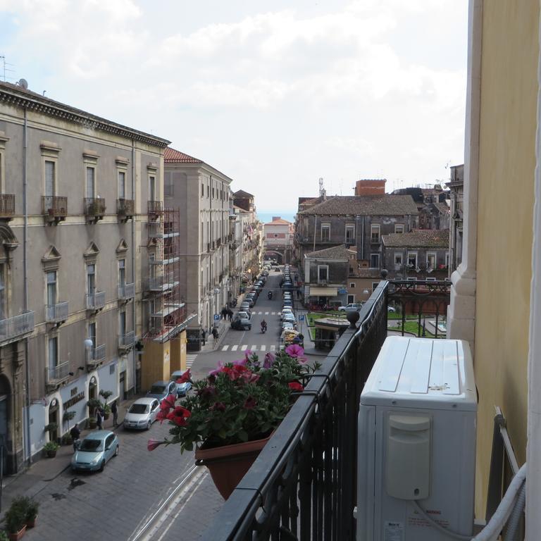 B&B Al Teatro Massimo CTA Pokoj fotografie