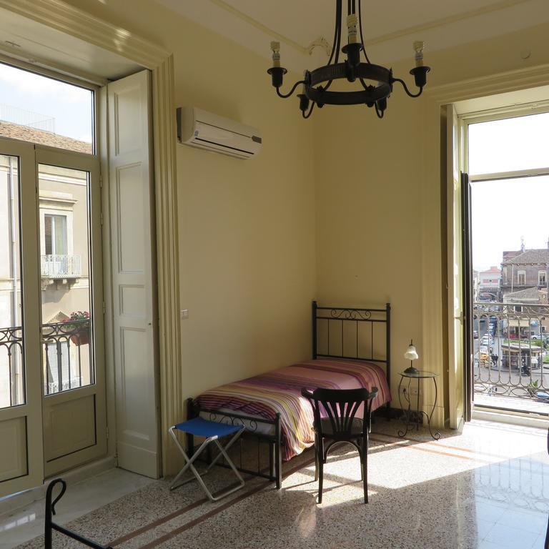 B&B Al Teatro Massimo CTA Pokoj fotografie