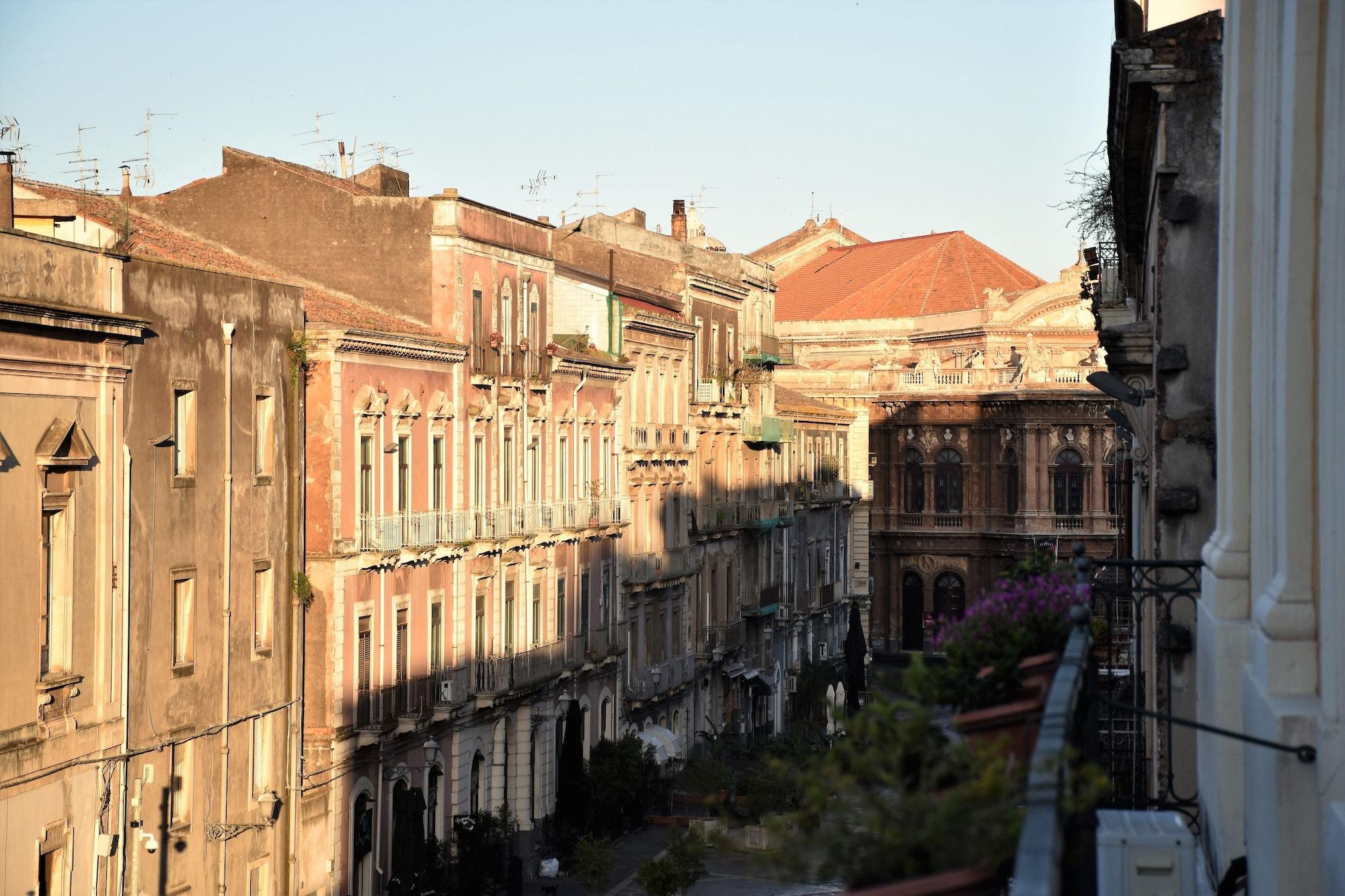 B&B Al Teatro Massimo CTA Exteriér fotografie