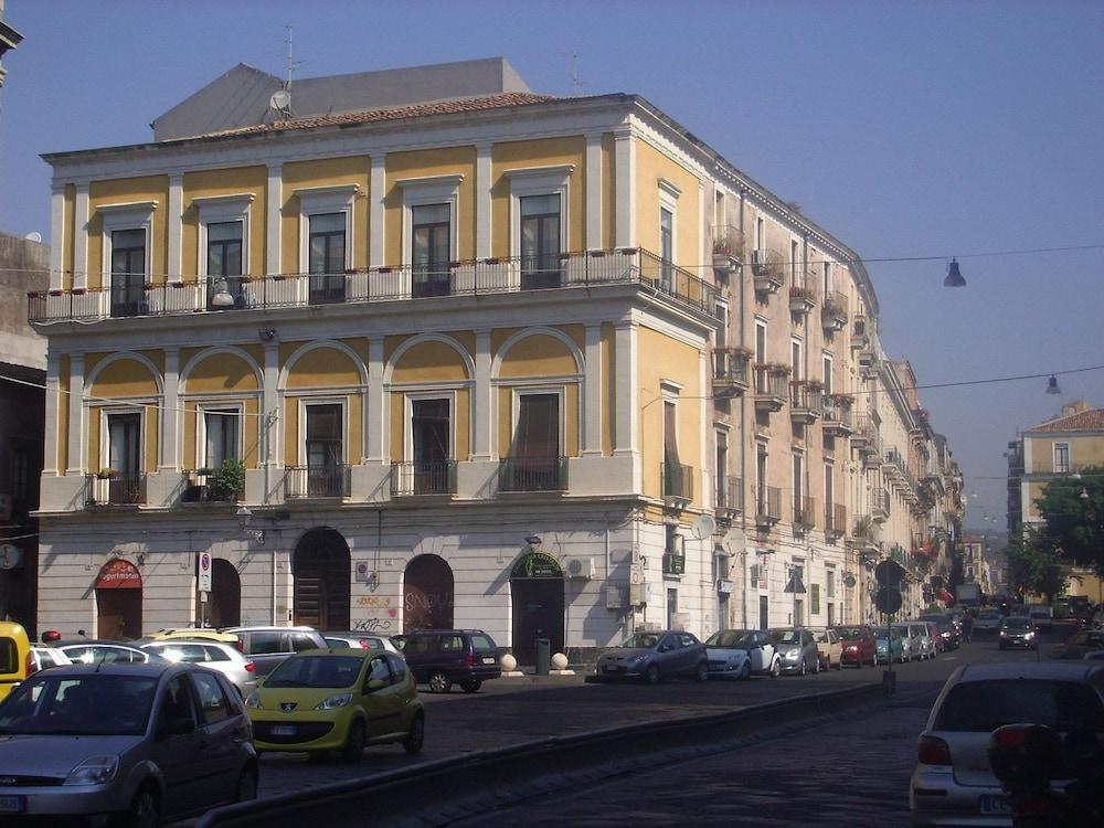 B&B Al Teatro Massimo CTA Exteriér fotografie